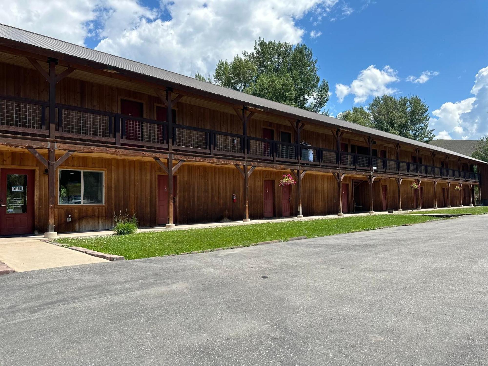וינתרופ Methow River Lodge And Cabins מראה חיצוני תמונה